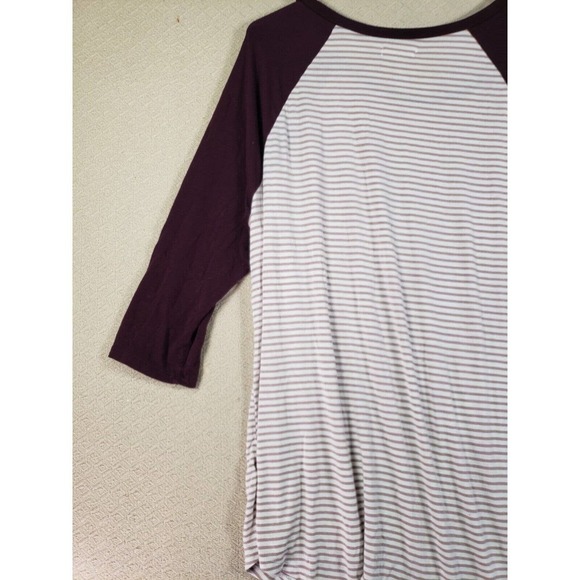 Maurices Shirt Womens 1 White Striped Long Sleeve Scoop Neck Comfort Casual Tee - Picture 8 of 8